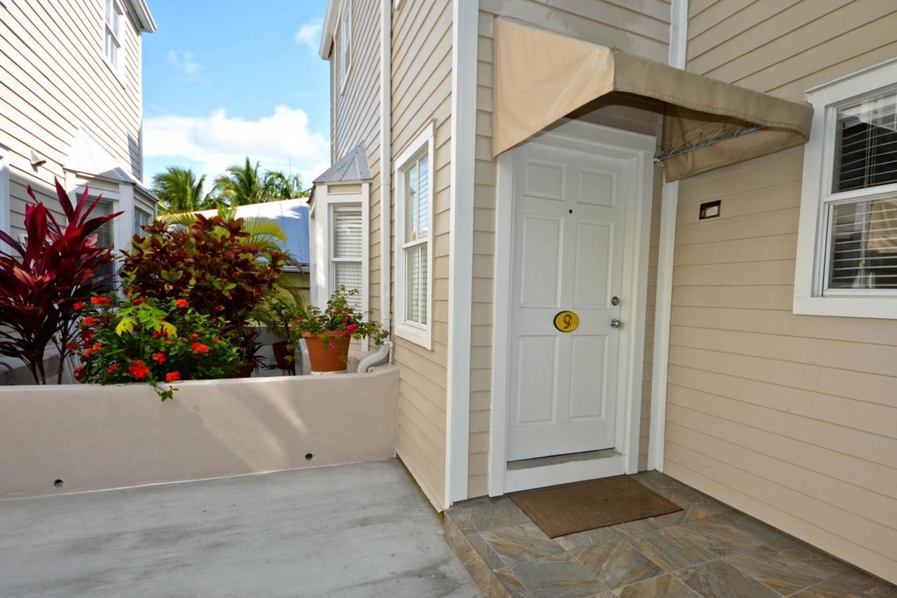 Hotel Casa Caribe @ Duval Square Key West Exterior foto